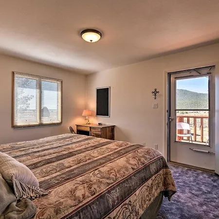 Questa Home With Views - 13 Mi To Red River Skiing!